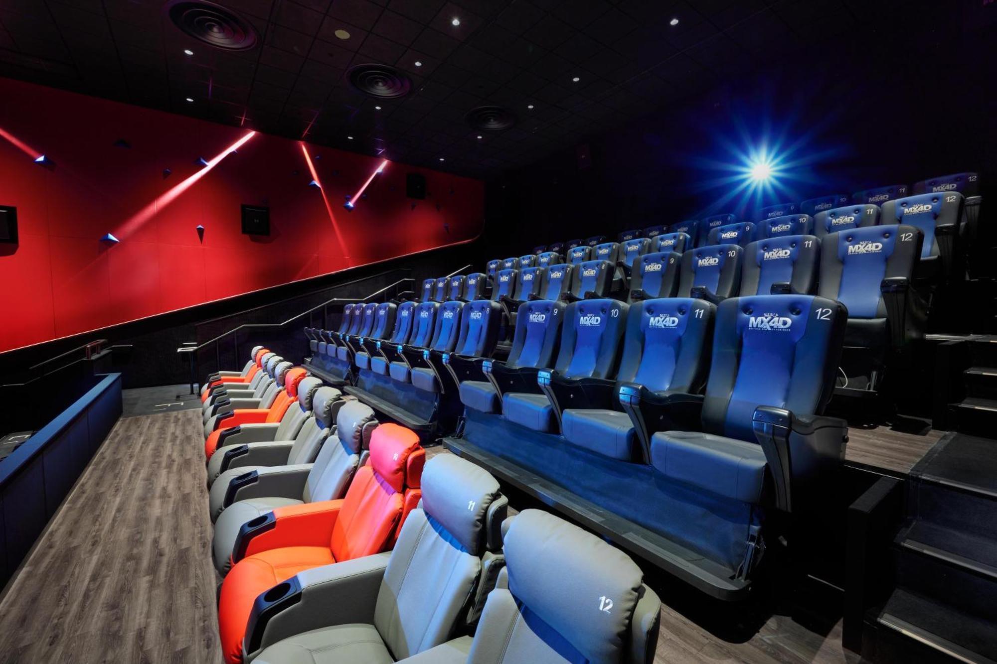 Studio City Hotel Макао Екстер'єр фото A typical screen at a multiplex